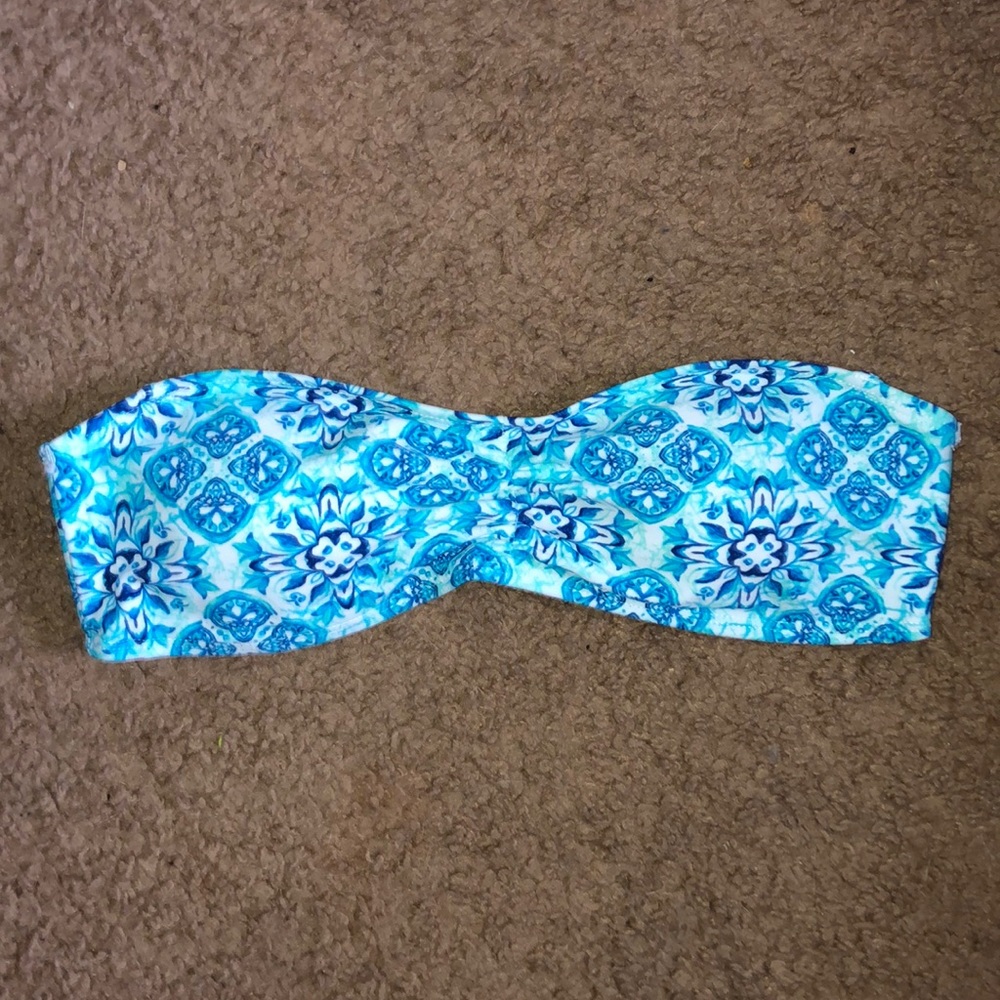 Strapless bikini top